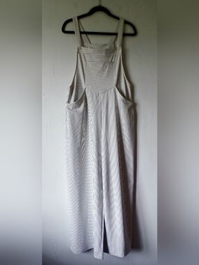 NWT Halara Striped Wide-Leg Activewear Jumpsuit - White & Black